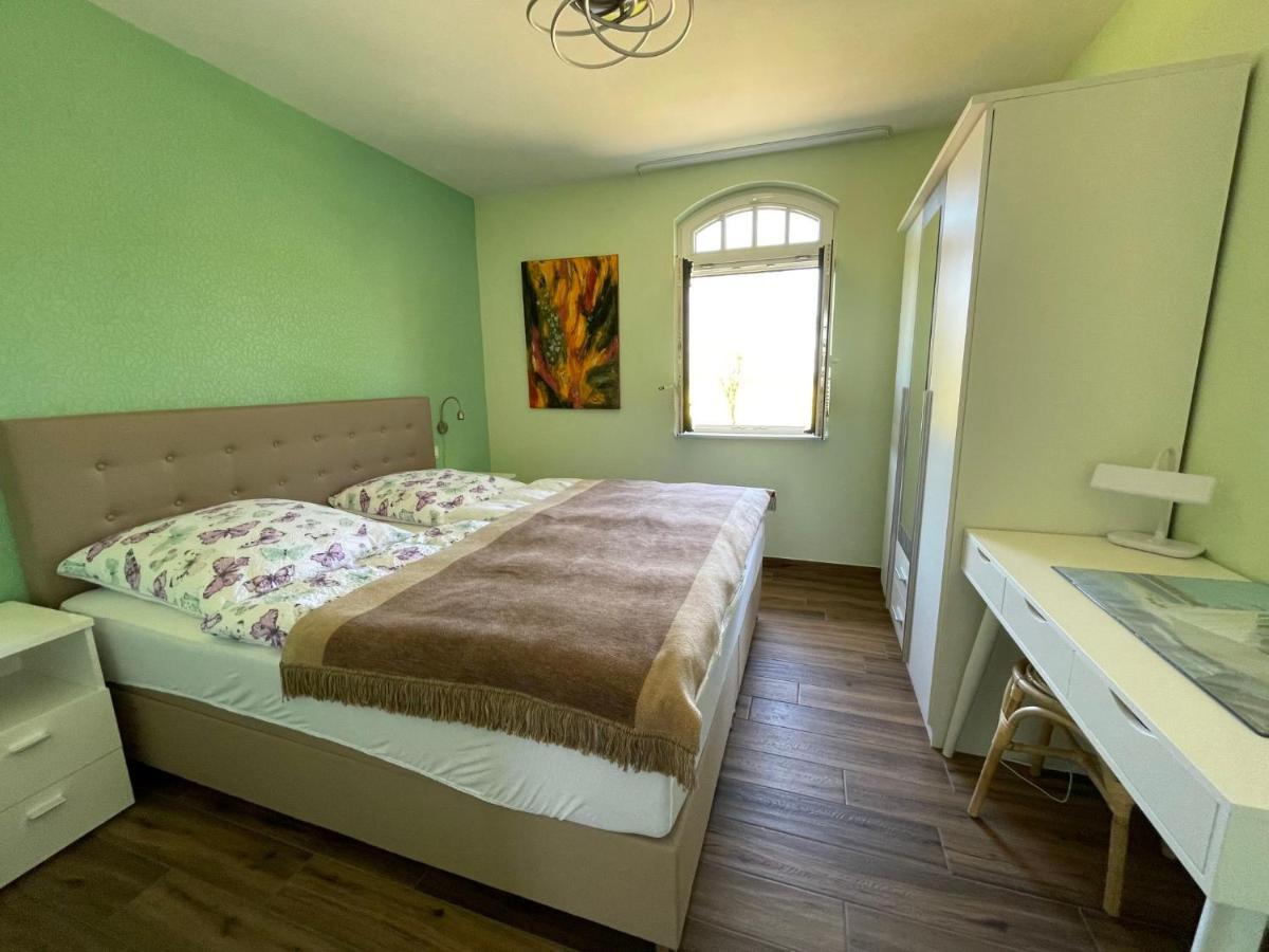 Apartment Altherscher Hof-4 By Interhome Zarrentin  Экстерьер фото